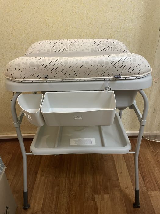 пеленальний столик із ванночкою Chicco Cuddle & Bubble