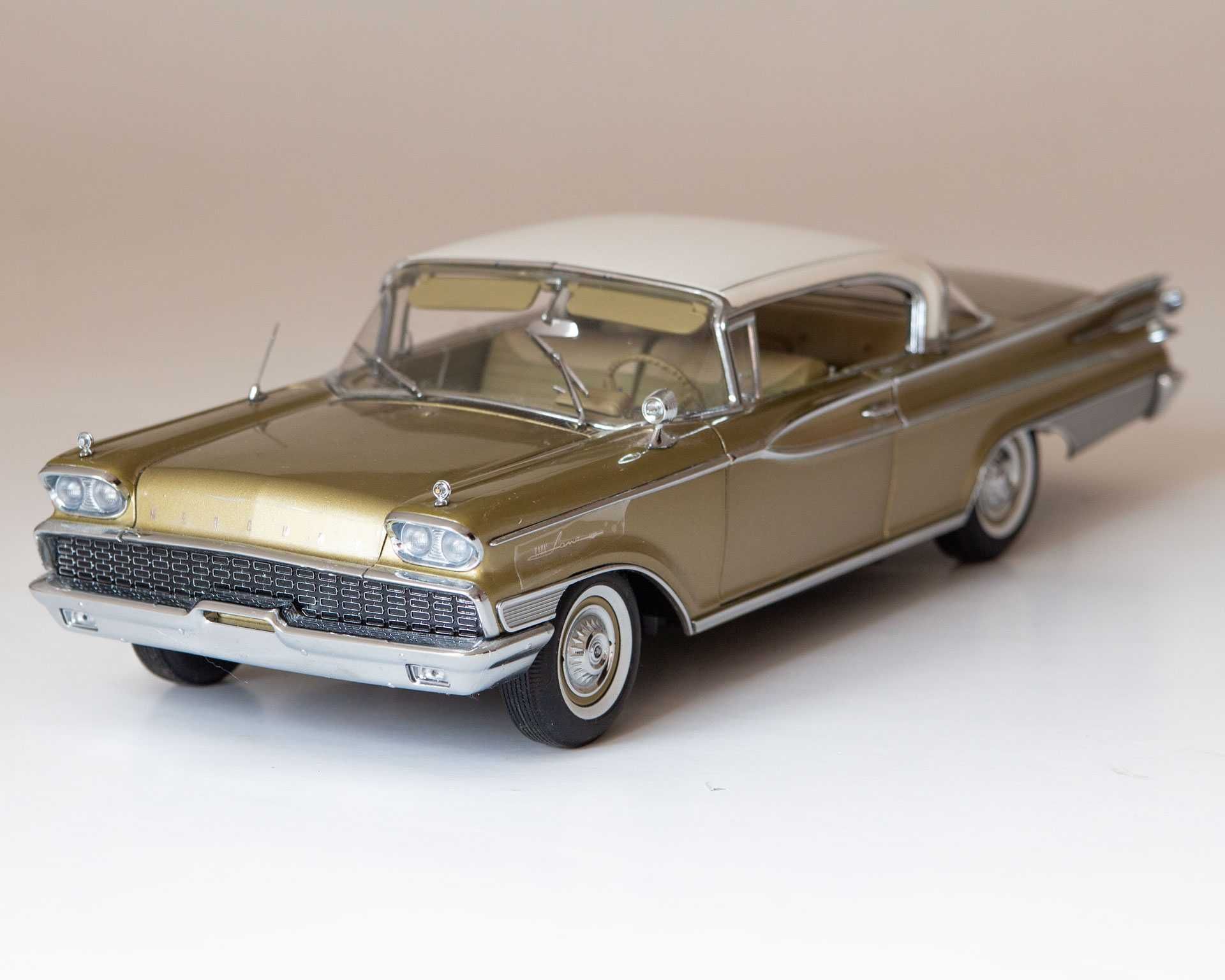 1:18 Mercury Park Lane Hardtop 1959 Sun Star