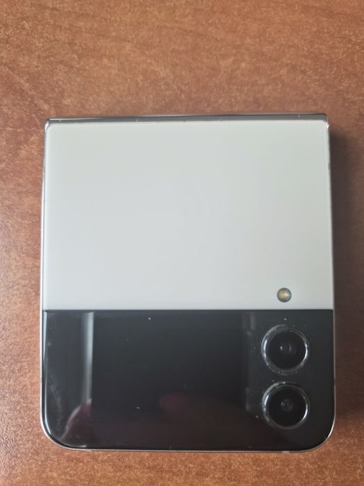 Samsung Flip 4  galaxy 256 GB