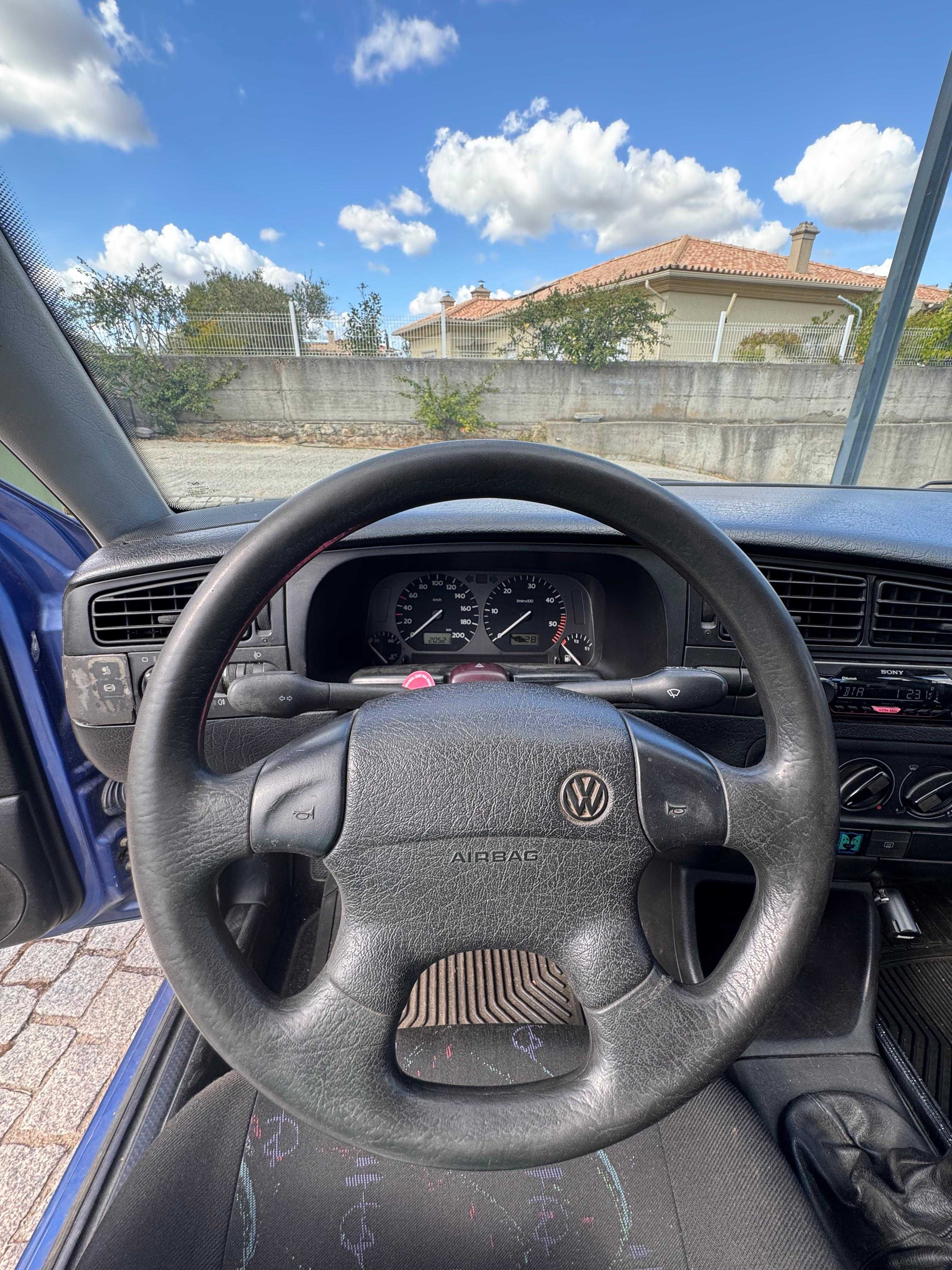 VW Golf  1.9 TDI