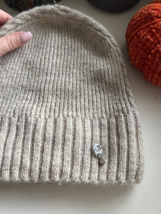 Шапка жіноча, комплект шапка і перчатки