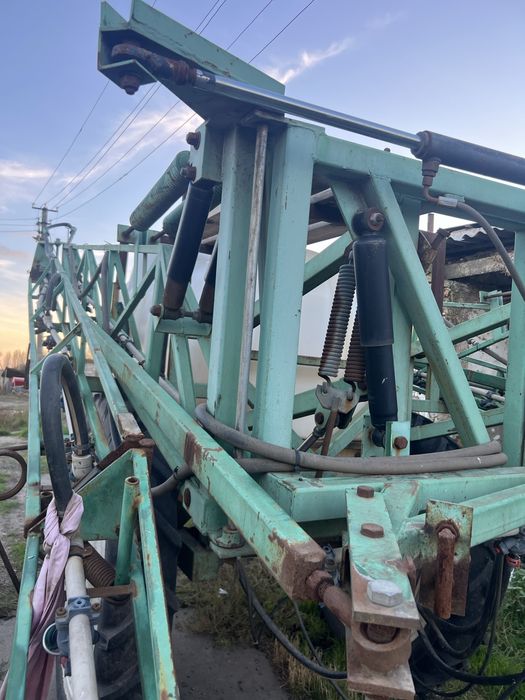 Оприскувач прицепний 21м