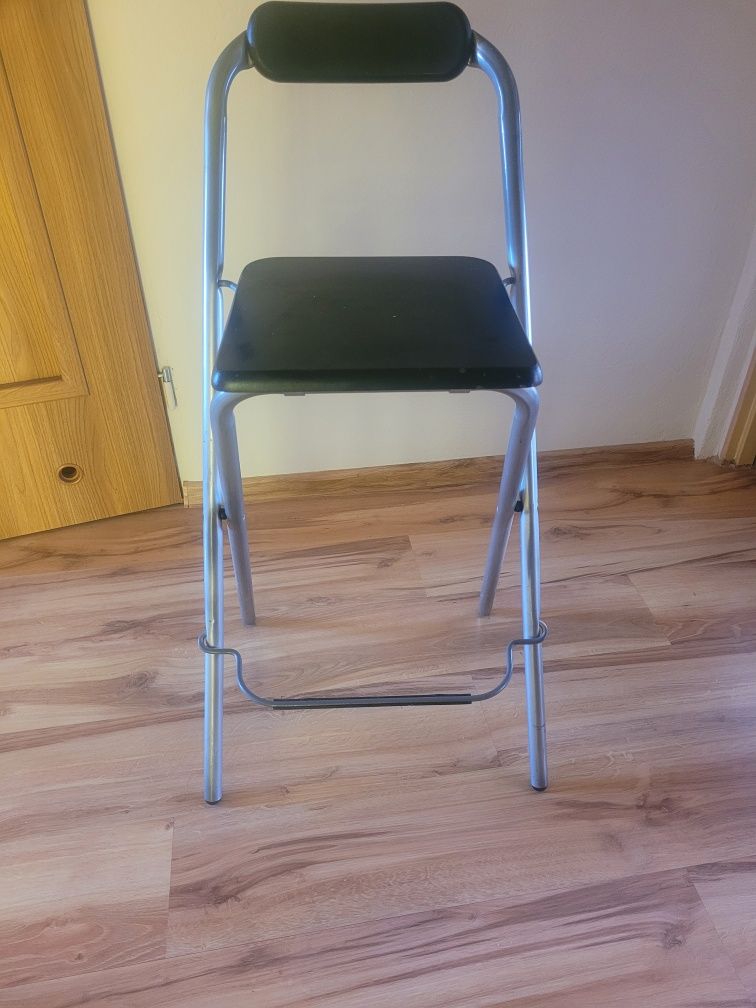 Krzesło barowe używane