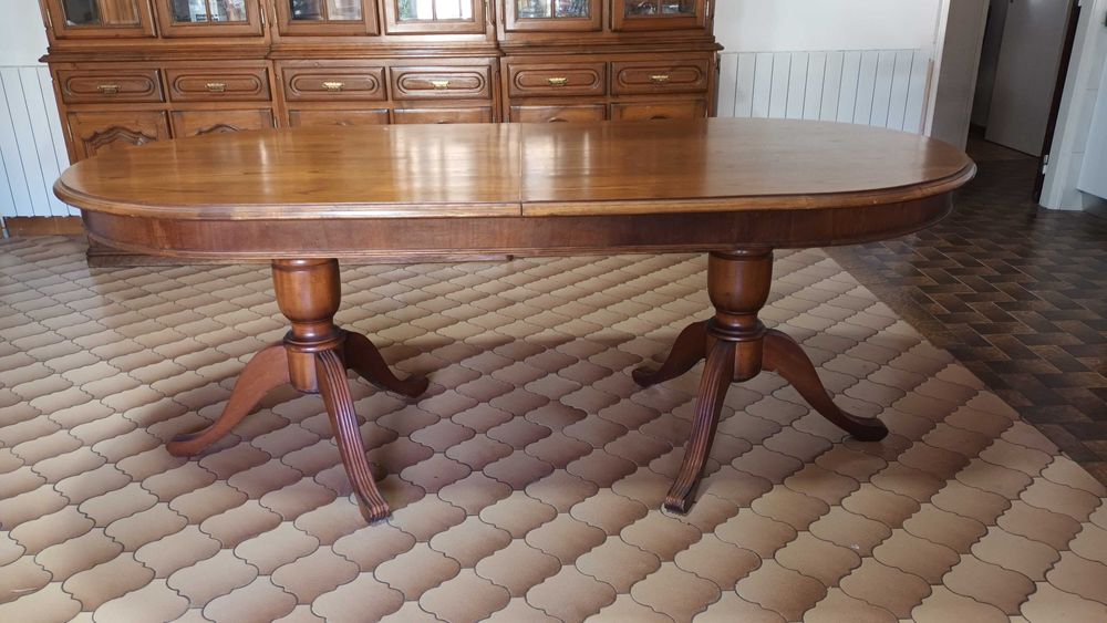 Conjunto de movél de 2 peças + mesa de madeira extensivel
