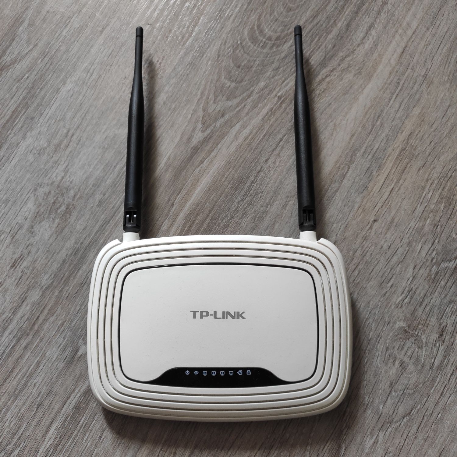 Router TP-Link TL-WR841N