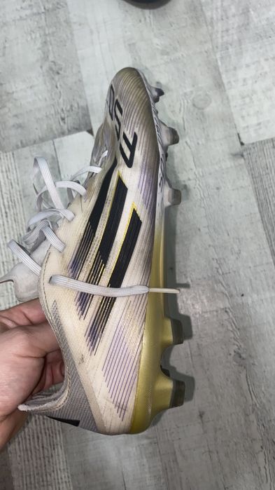 Chuteira adidas F50 pro  numero 42
