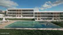 Apartamento T4, último andar, condomínio fechado