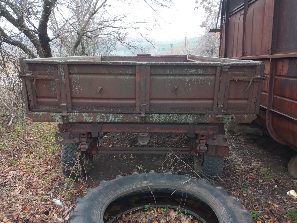 Продам причеп 2ПТС-4