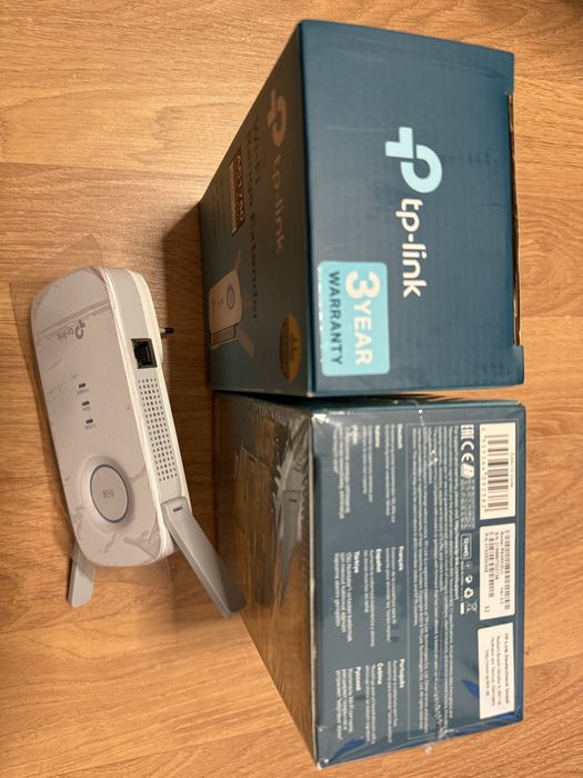 3 Repetidores WiFi AC1750 Tp-Link como novos