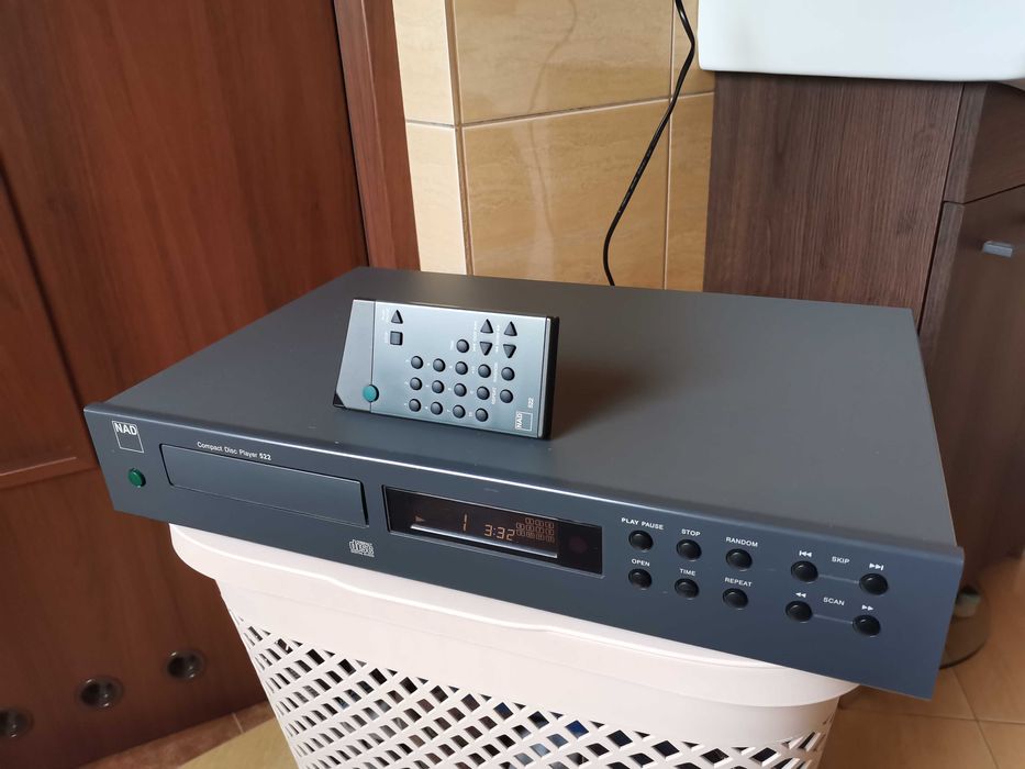 Odtwarzacz NAD CD522