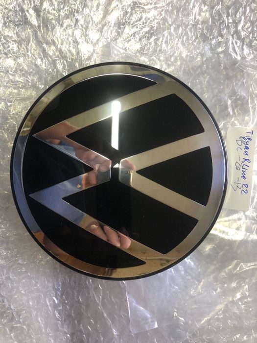 Значки(Эмблема) Volkswagen / Mercedes/ Audi  Tiguan,Jetta /Q3/Q5/Q7/Q8