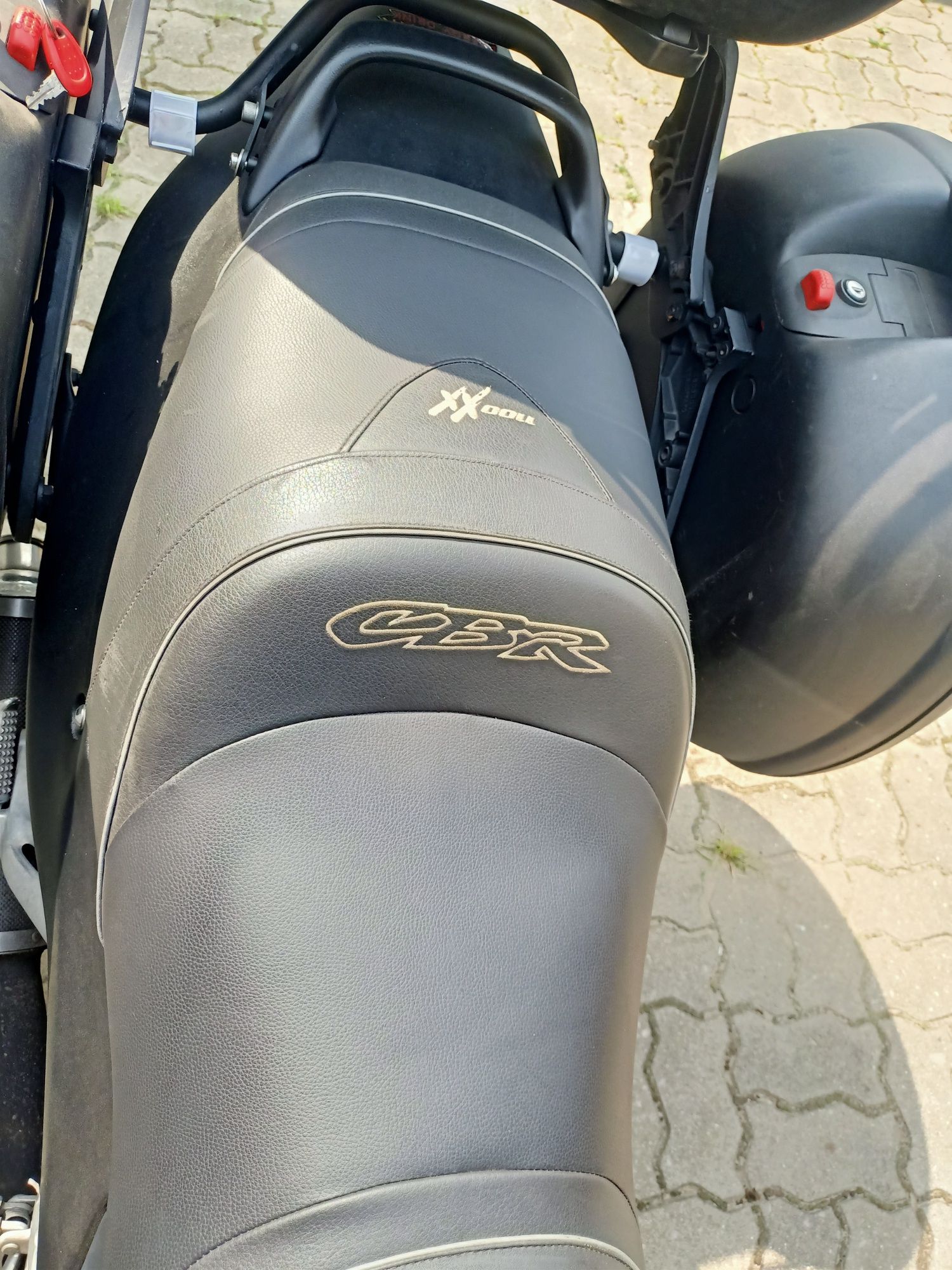 Honda CBR 1100 XX 1100xx cbr1100xx tanio transport Łódź