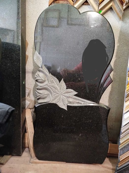 Пам'ятник з граніту