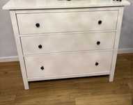 Hemnes mesa cabeceira e cómoda