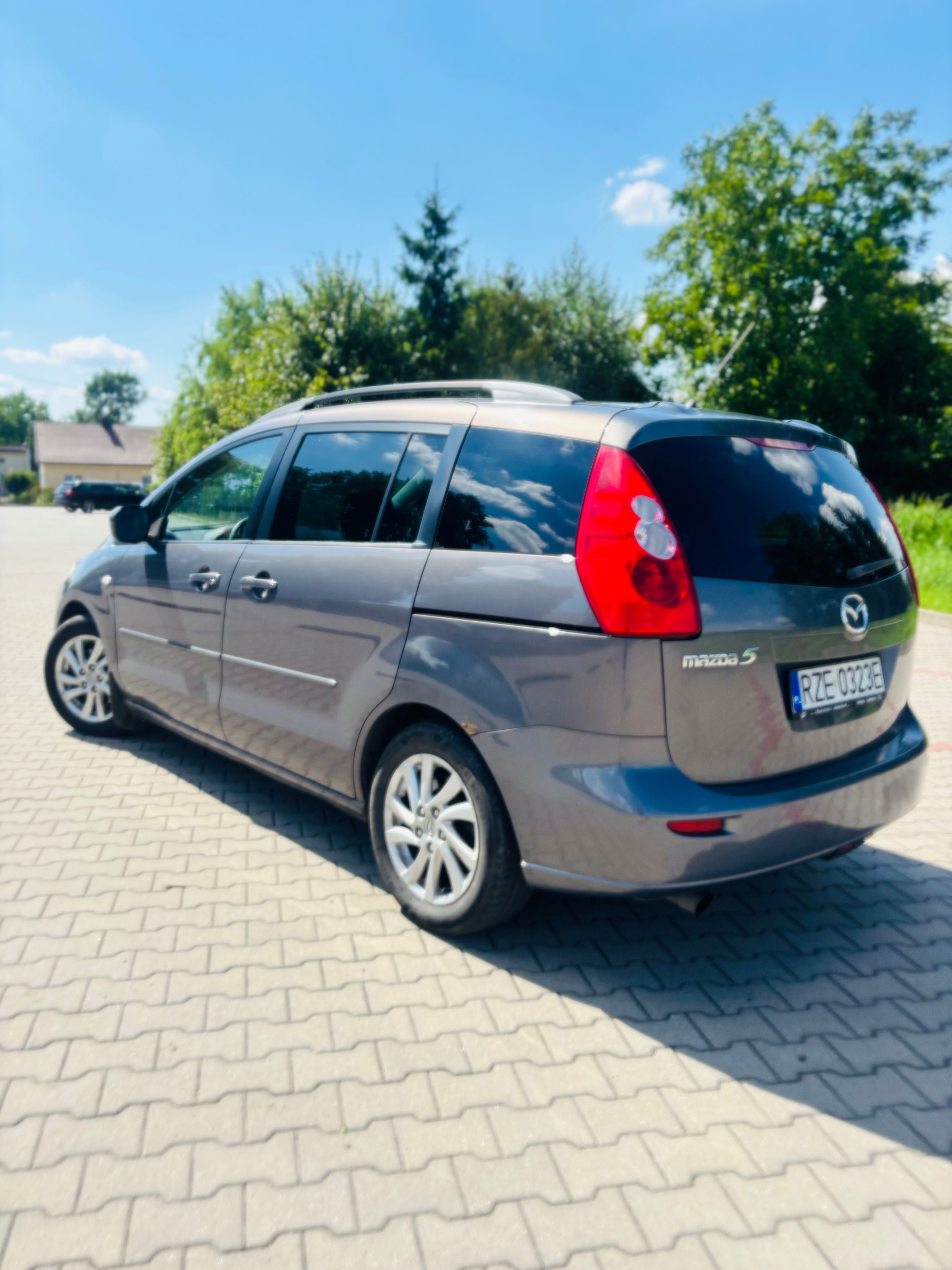 Mazda 5 sprawna klima, alu, 7 miejsc, świeży przegląd techniczny.