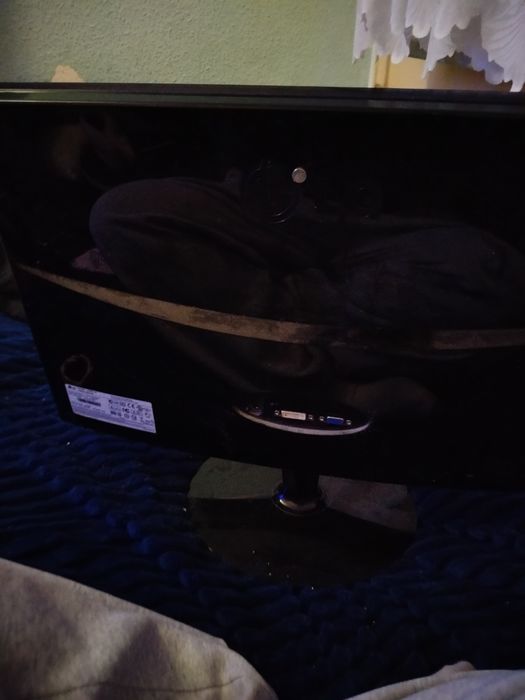 Monitor LG FLATRON E2340