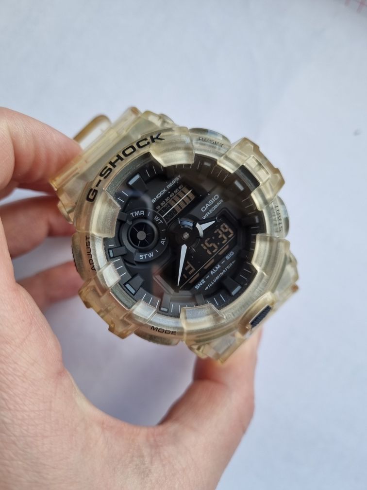 Zegarek Casio G-SHOCK GA-700SKE