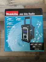 Akumulatorowe radio budowlane MAKITA DMR110N