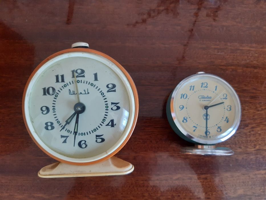 Часи настільні Вітязь Слава Ссср