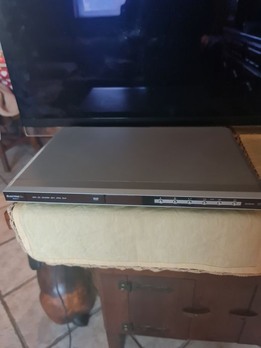 Leitor DVD impecável