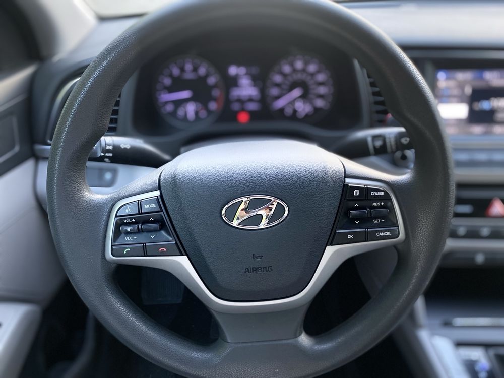 Hyundai Elantra 2018