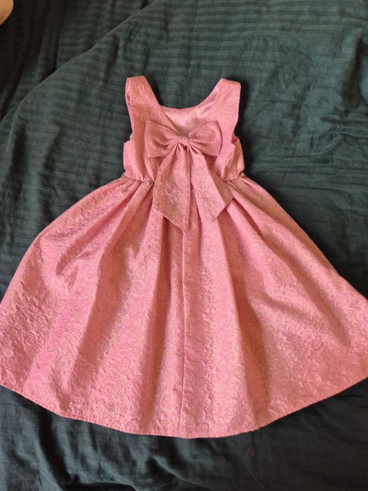 Ошатна сукня на 6 років