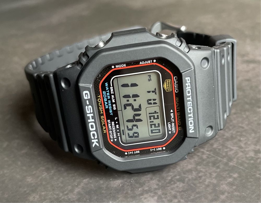 Годинник Casio G-Shock GW-M5610U новий оригінал multiband 6