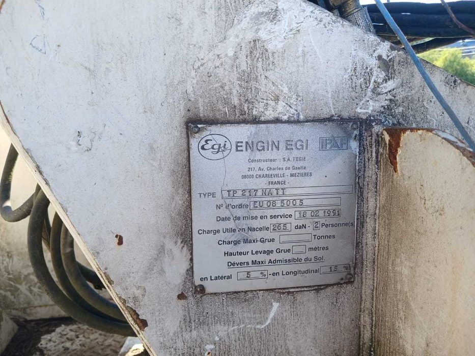 Автовишка стояла на Івеко 4х4 17м  кран вишка підйомник В Наявності!