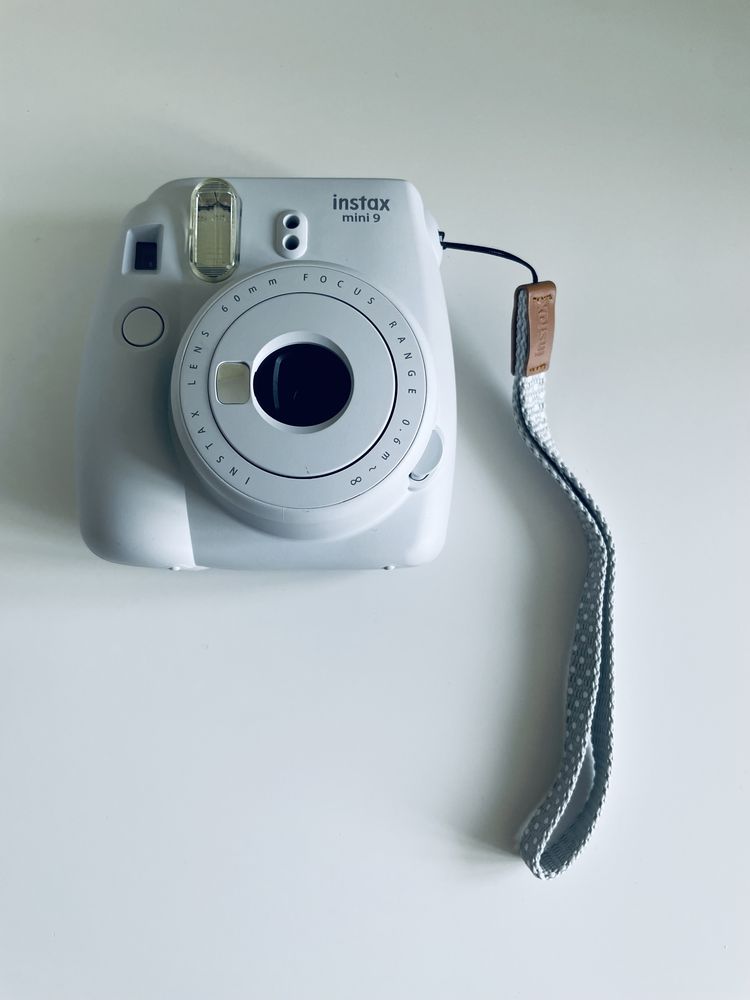 Фотоаппарат Fujifilm Instax Mini 9. Фотоапарат миттєвого друку.