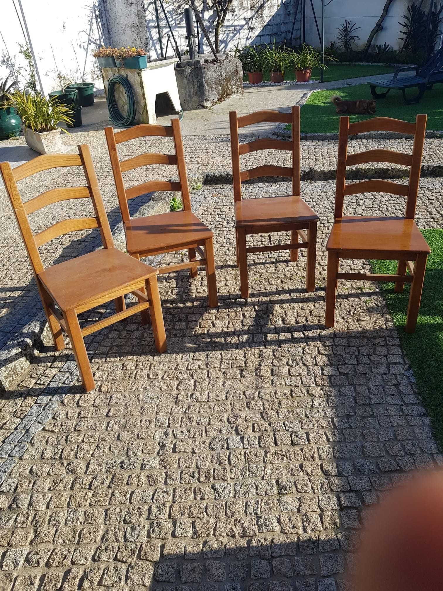 4 cadeiras jardim