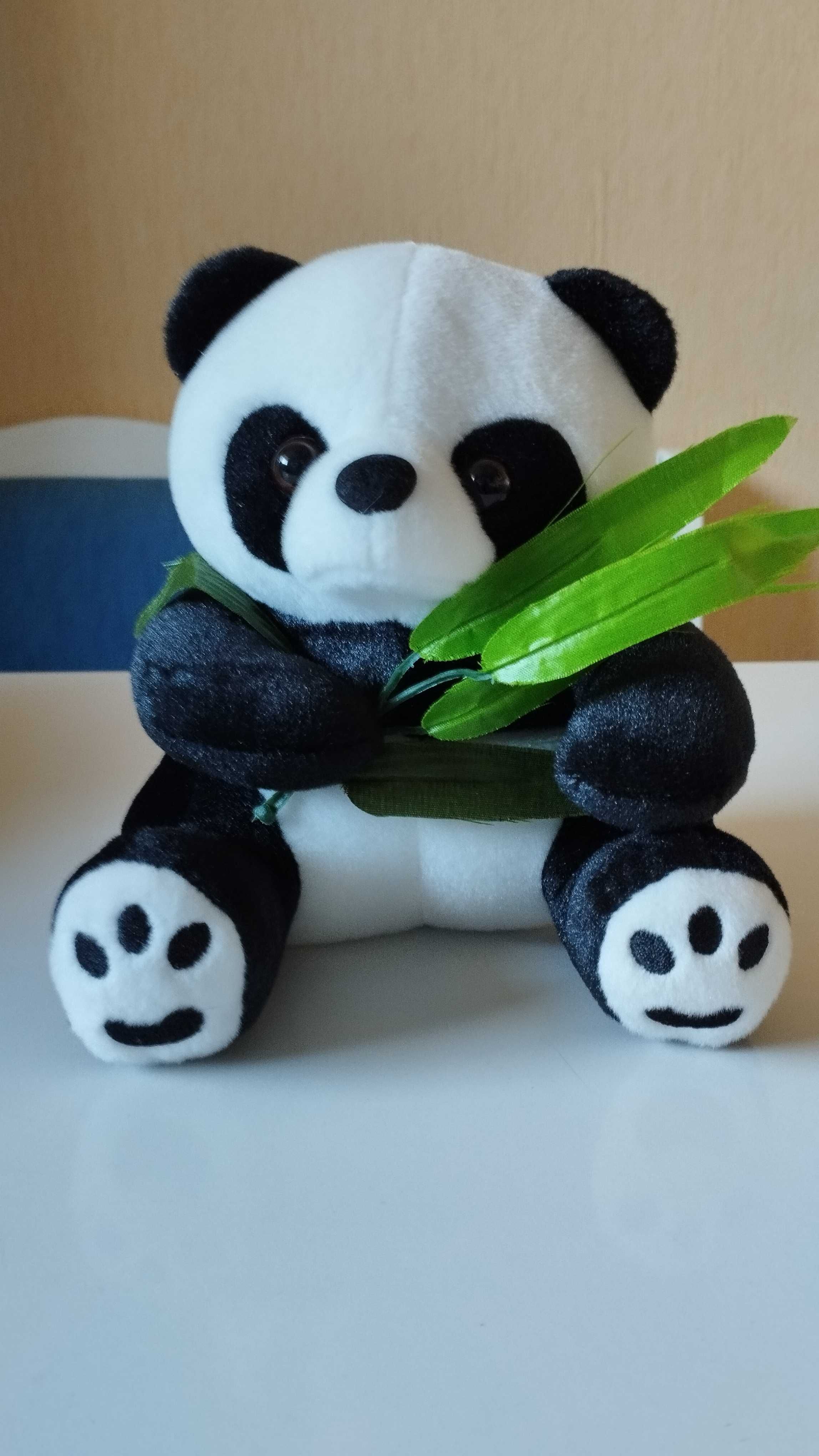 maskotka miś panda