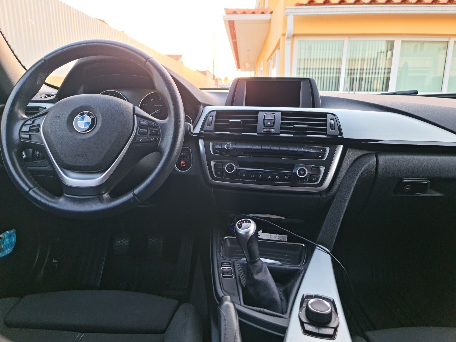 BMW 318 Touring versão sport