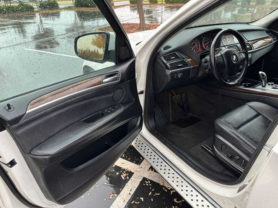 BMW X5 xDrive35i      2013