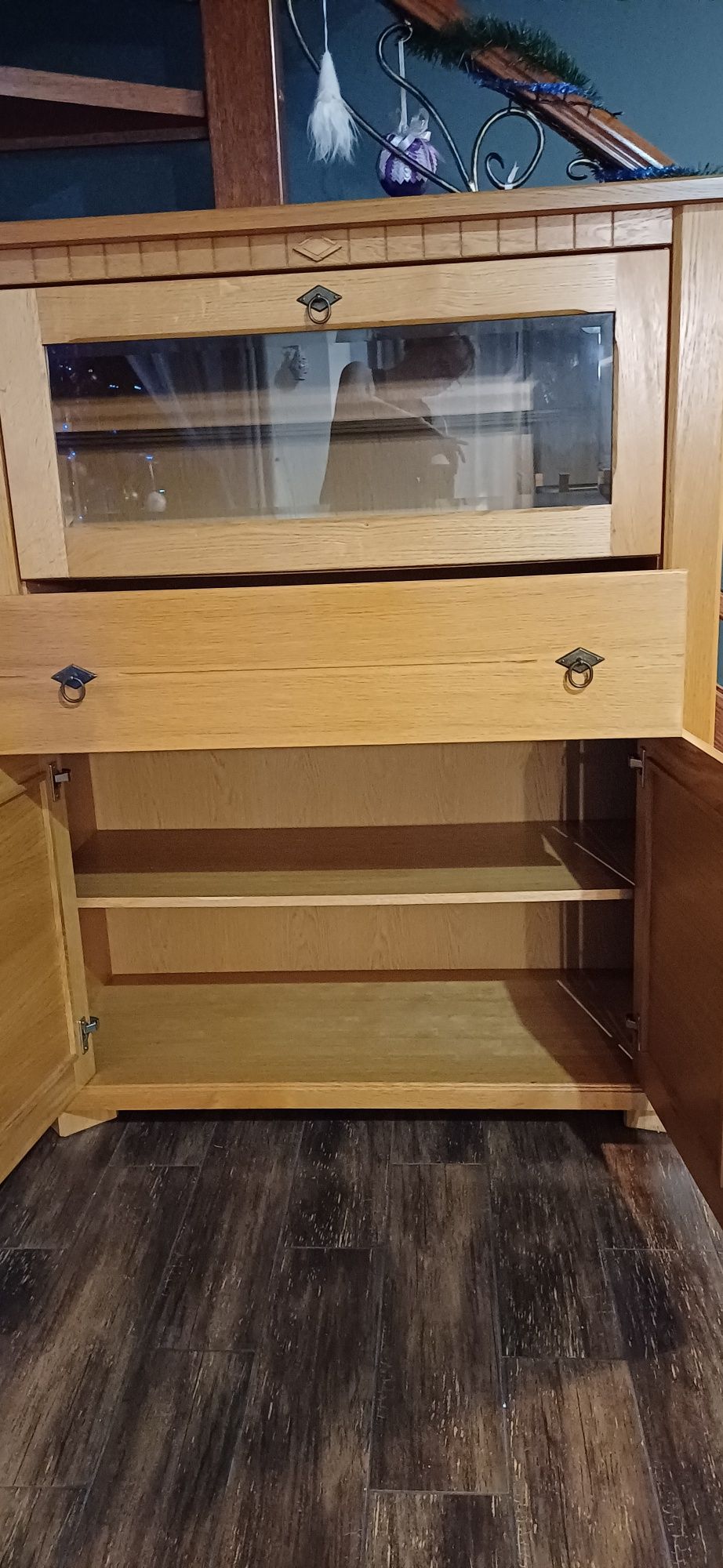 Sprzedam barek dębowy sz110/gł45/wys140