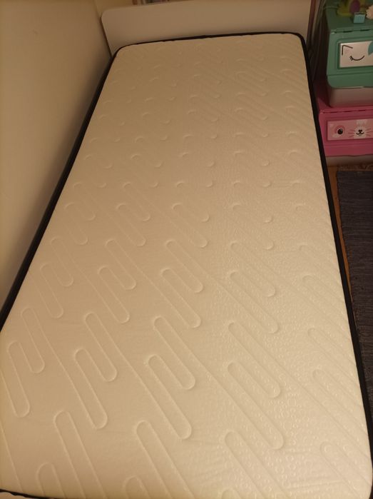 Colchão de solteiro 90x190 Jom