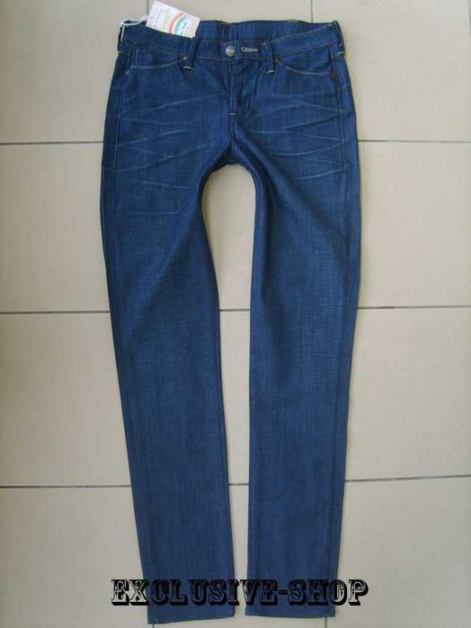 Jeansy damskie , spodnie granatowe Wrangler Jerry , W28 L32 pas 76 cm