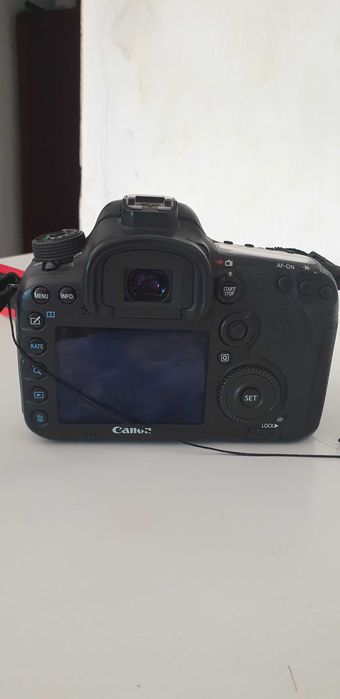 фотоапарат canon eos 7d mark 2.