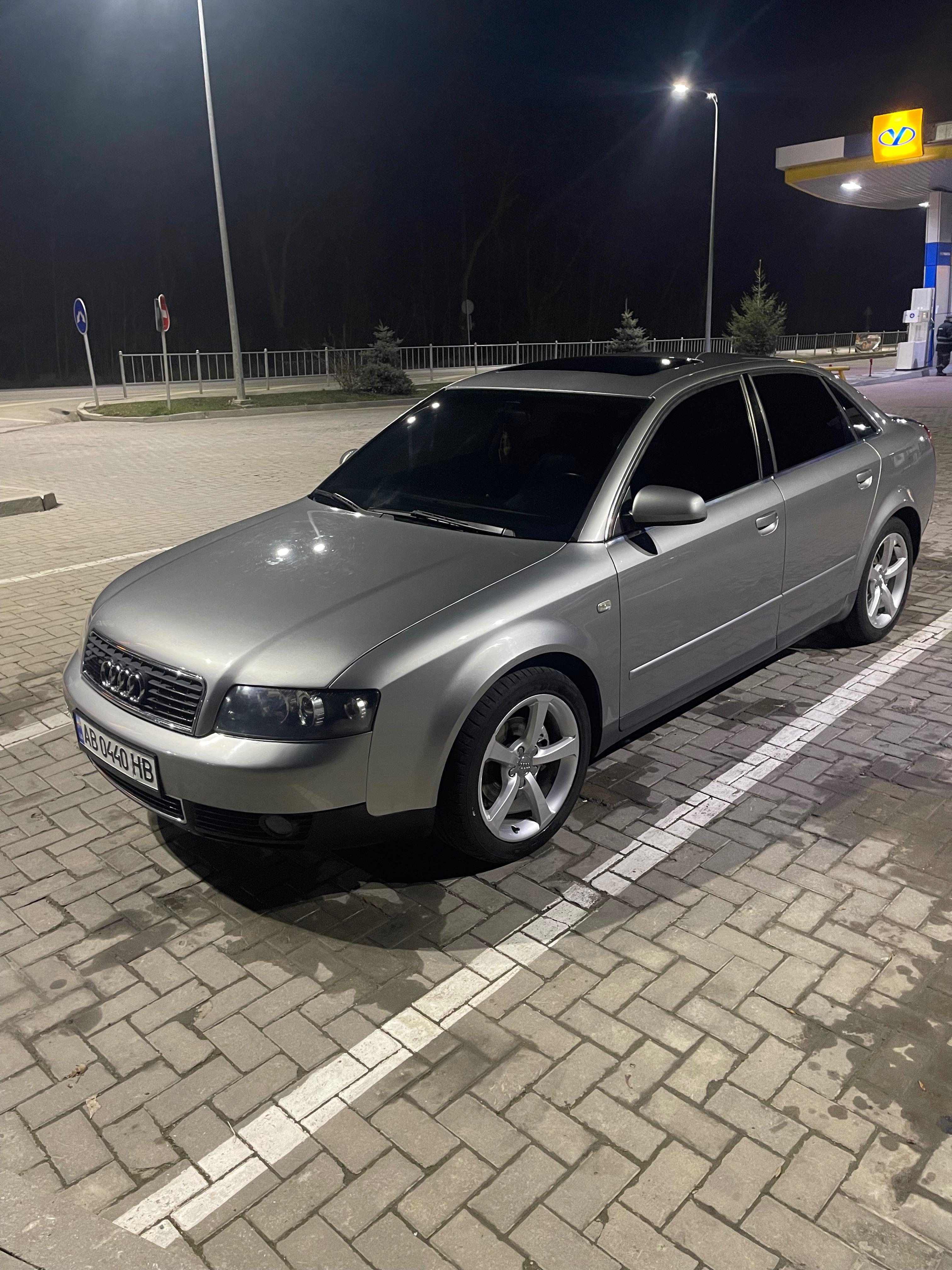 Автомобіль Audi A4B6