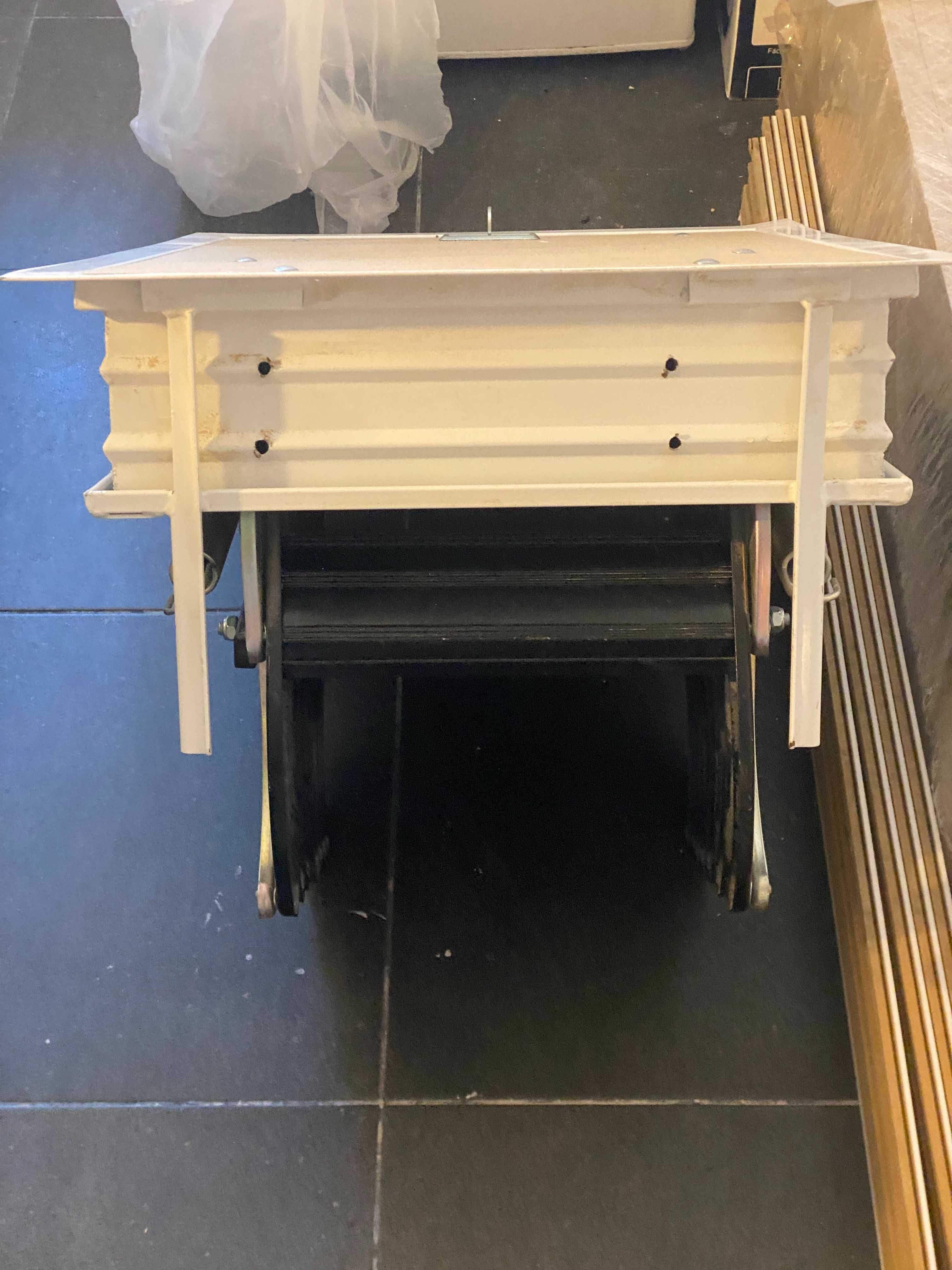 Escada de fole Escadarte 50x70x300 cm – Quase nova