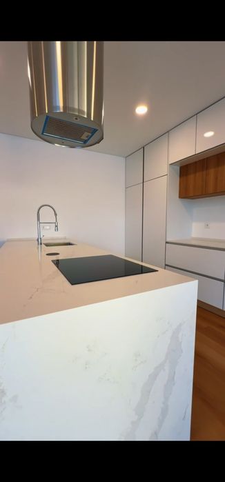 Moradia T4 nova Térrea Isolada Azeitão