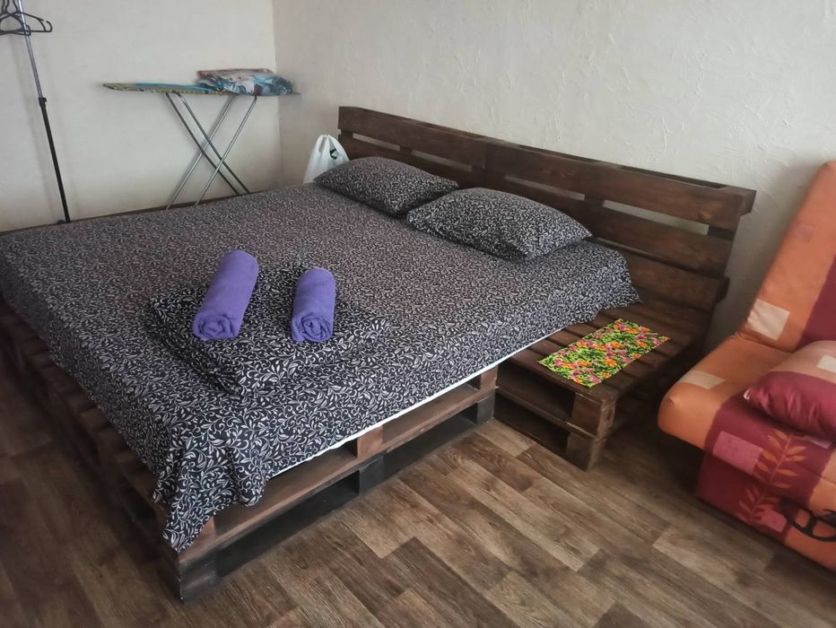 Месяц Три Год Теремки, ЖК Одесский бульвар, рядом чабаны