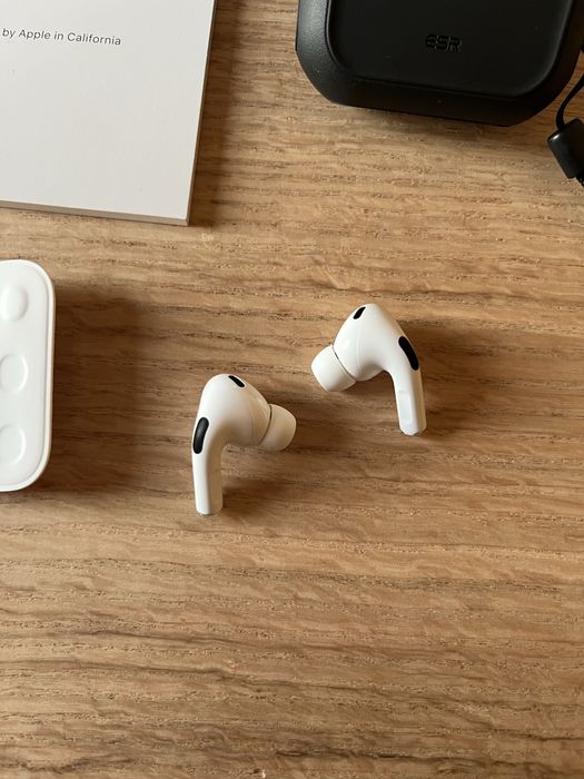 AirPods Pro 2 gen – kupione 10.2025 – stan bardzo dobry