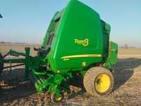 Prasa John Deere 864