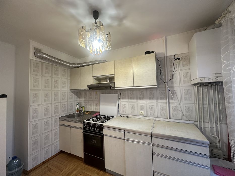 Продаж 3 кім квартири з і/о