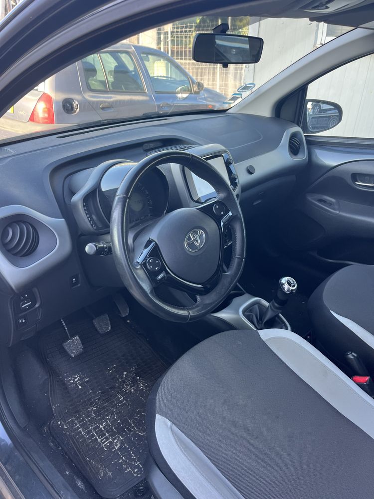 Vendo toyota aygo