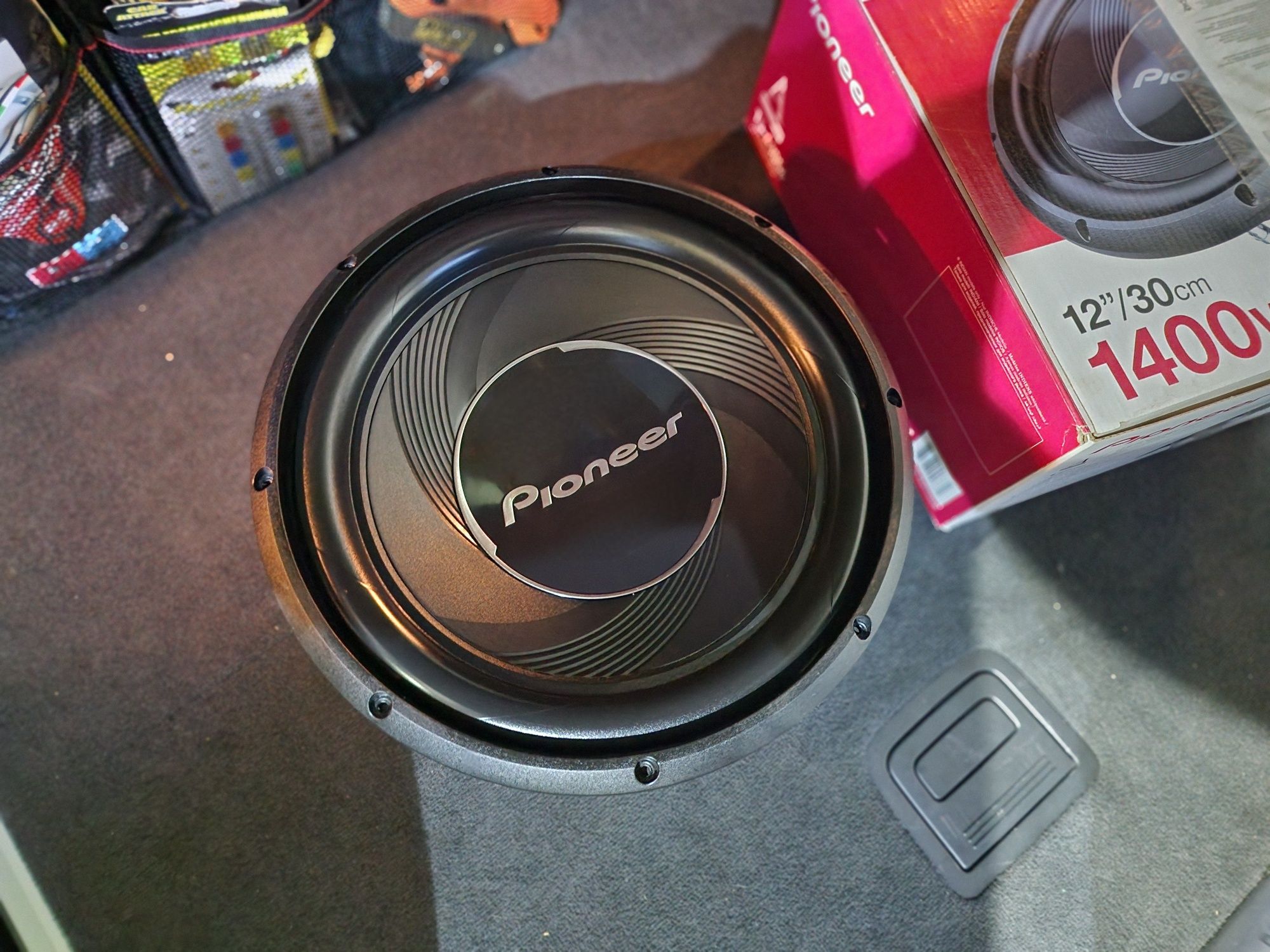 Skrzynia basowa subwoofer tuba Głośnik 30 cm Pioneer Ts-A30s4 400 Rms