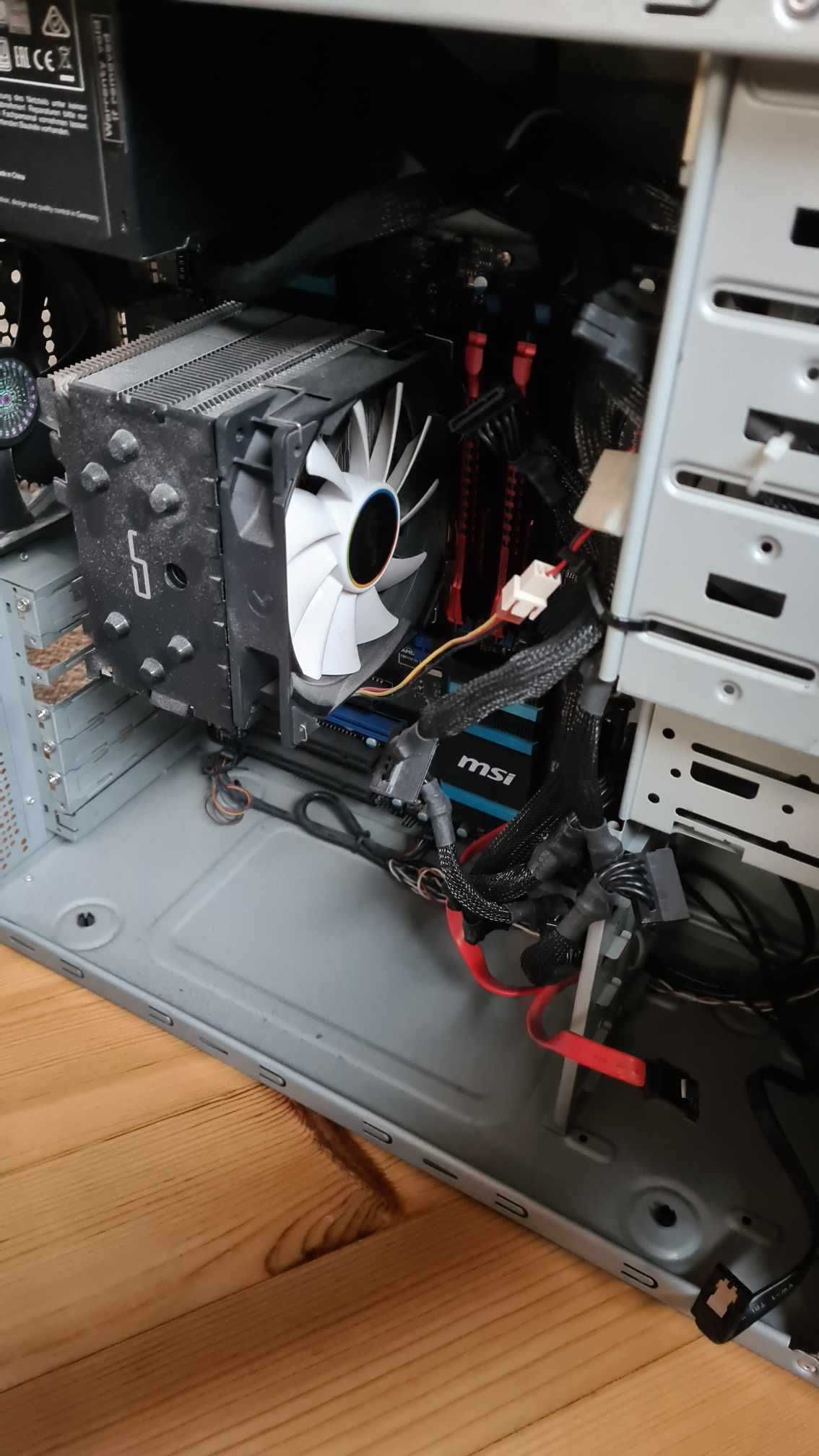 Komputer stacjonarny PC używany