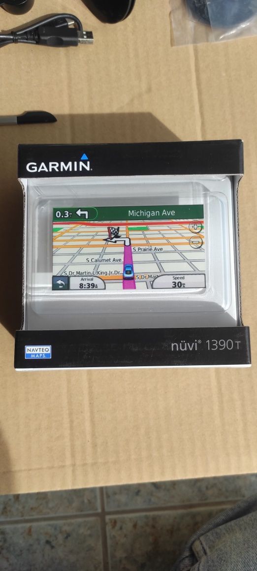 Vendo GPS Garmin nüvi 1390T