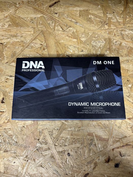 Mikrofon DNA wokalny