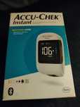Glukometr accu-chek instant